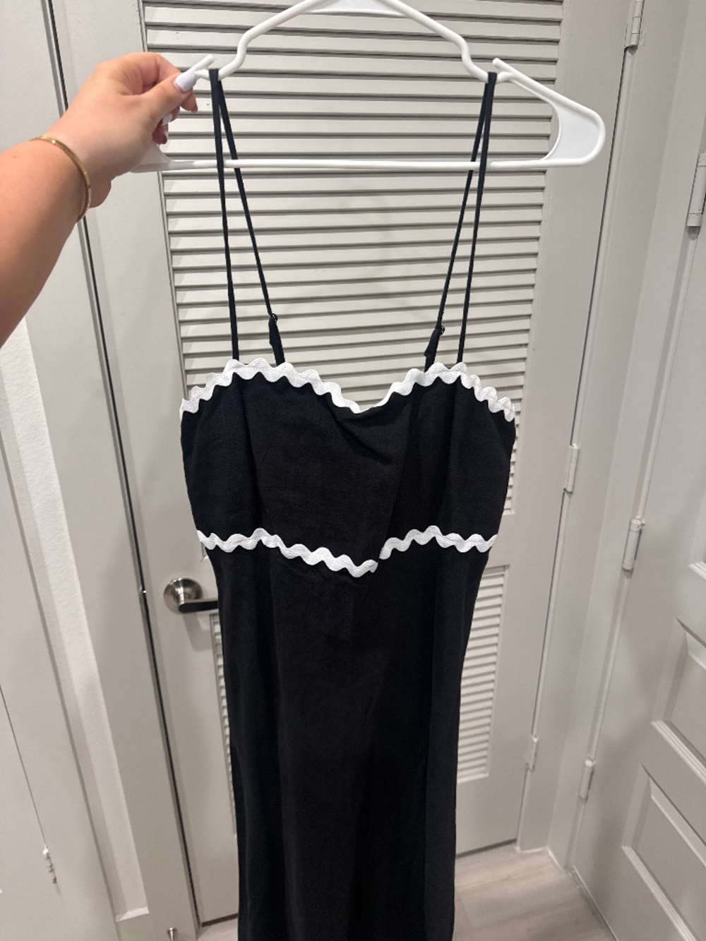 Black and white dress